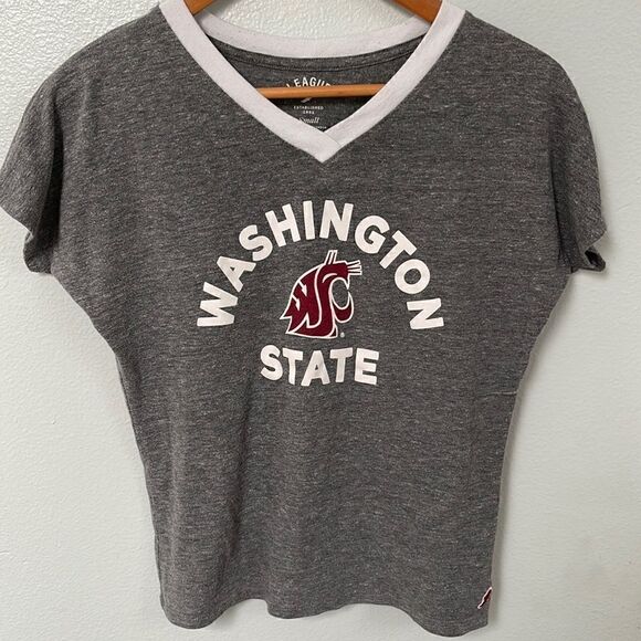 Washington State University League V-neck T-shirt. Size Small. - Picture 1 of 4